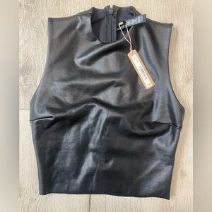 Skims leather top 🖤